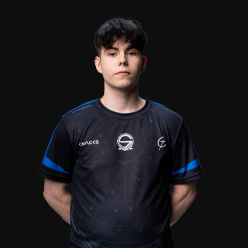 Esports Player Wearing the Pro Jersey with Body Thermal Management Technology 