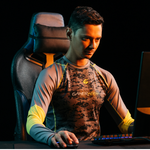 Esports Player playing games while wearing the GamerTech Pro Jersey with BTM Technology 